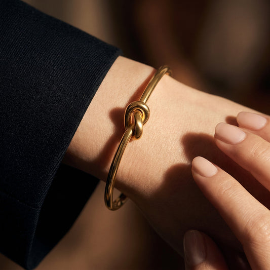 Eternal Knot Gold Bracelet