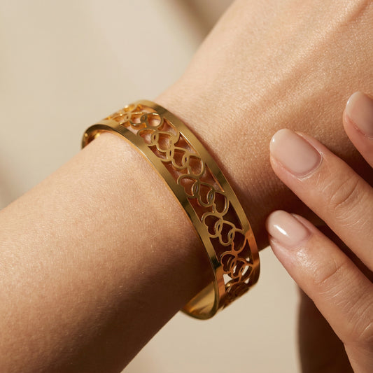 Golden Heart Lace Bracelet