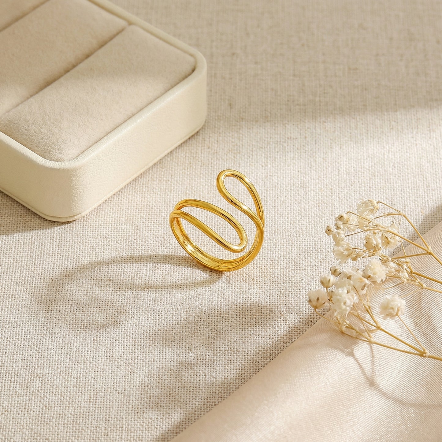 Korean Gold Plated Teardrop Spiral Open Finger Ring