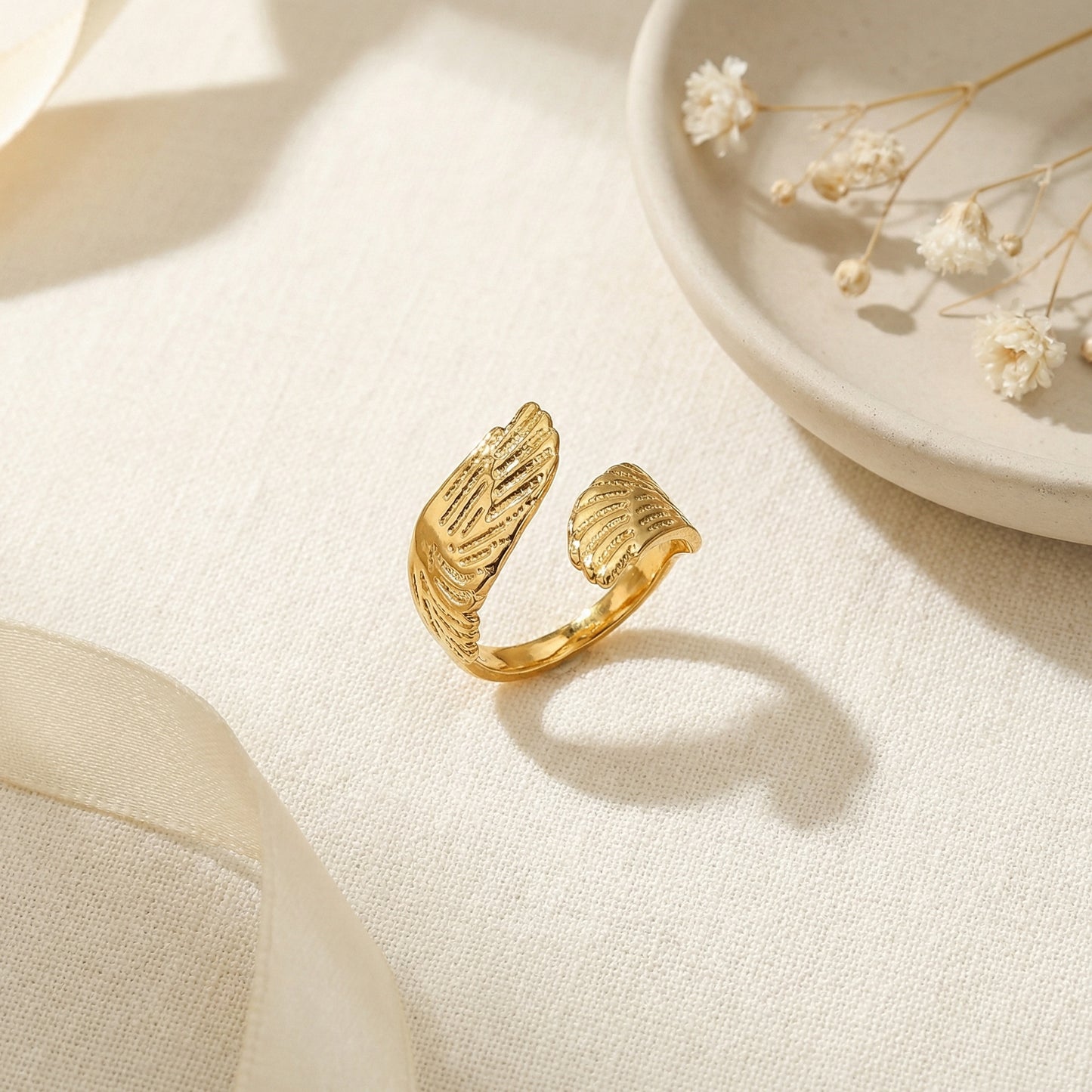 Korean Gold Plated Wings Open Finger Ring