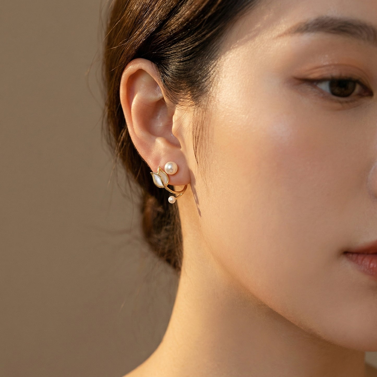 Elegant Dual Pearl Leaf Earrings