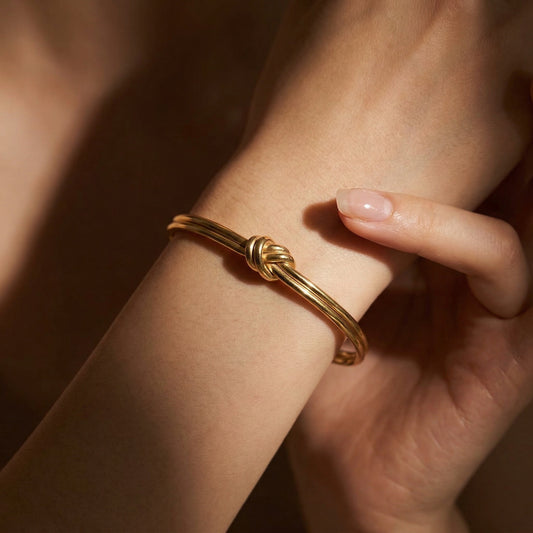 Golden Knot Elegance Bracelet