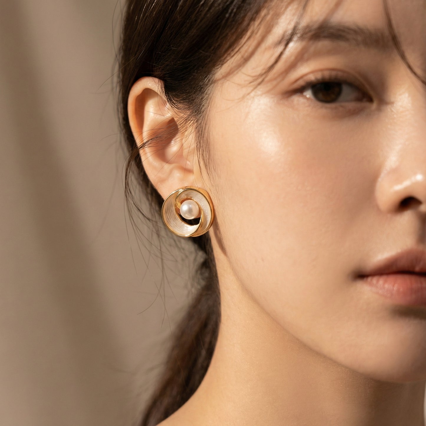 Korean Circular Pearl Stud Earrings