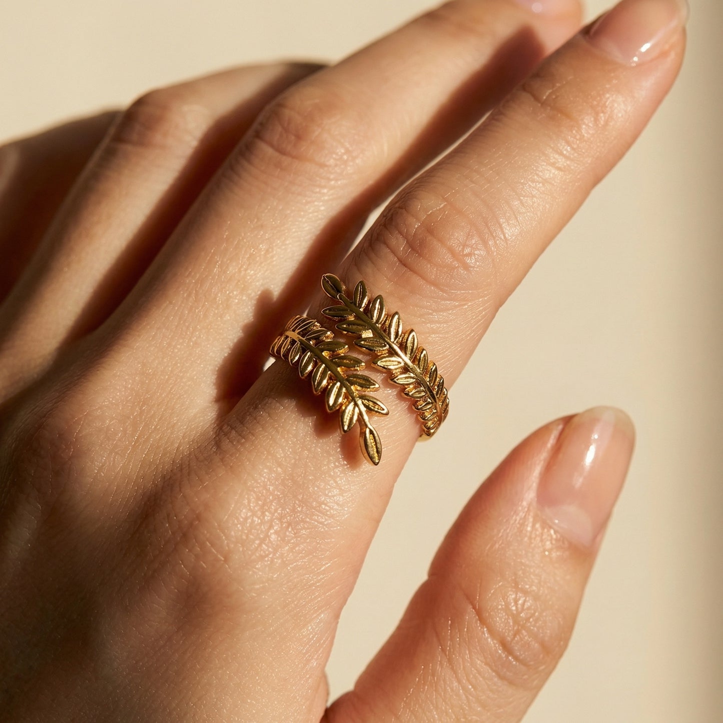 Korean Gold Plated Tropical Leaf Open Finger Ring