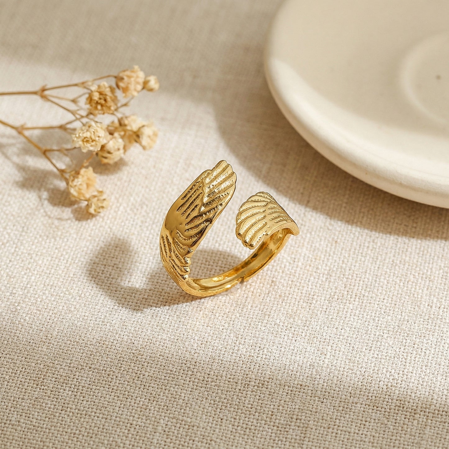 Korean Gold Plated Wings Open Finger Ring