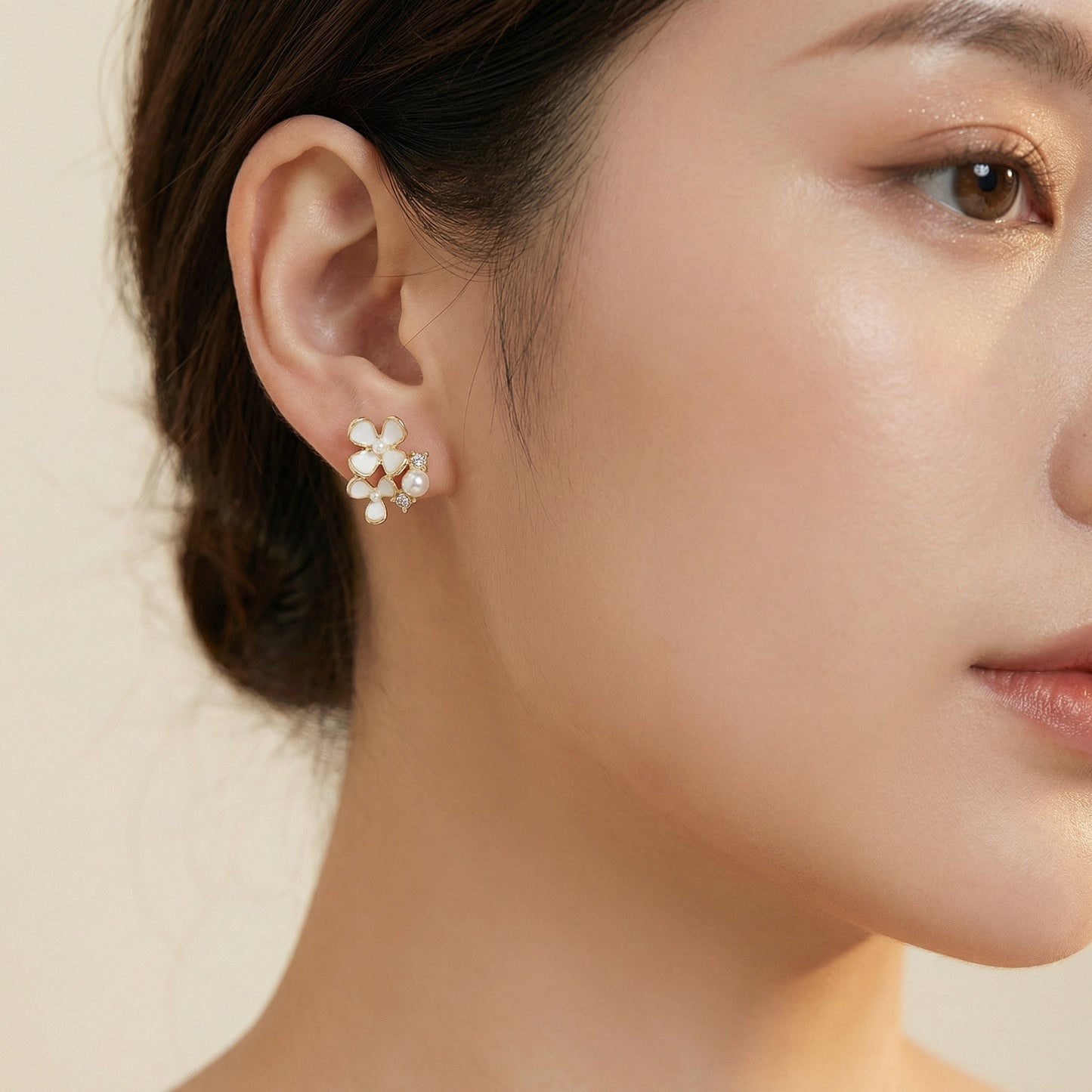 Korean Pearl Blossom Cluster Stud Earrings
